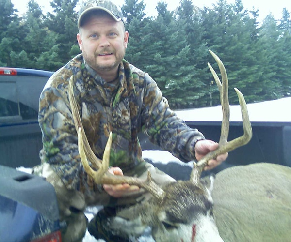Elk River Outfitters Hunt - Troy Donahoo